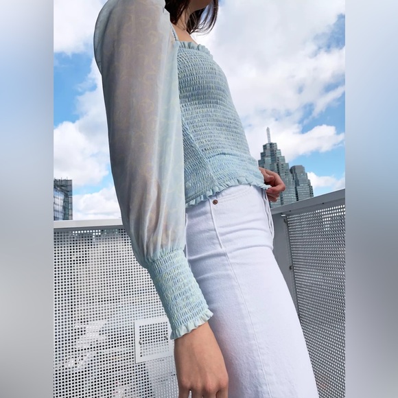 Aritzia wilfred blouse - Picture 4 of 5